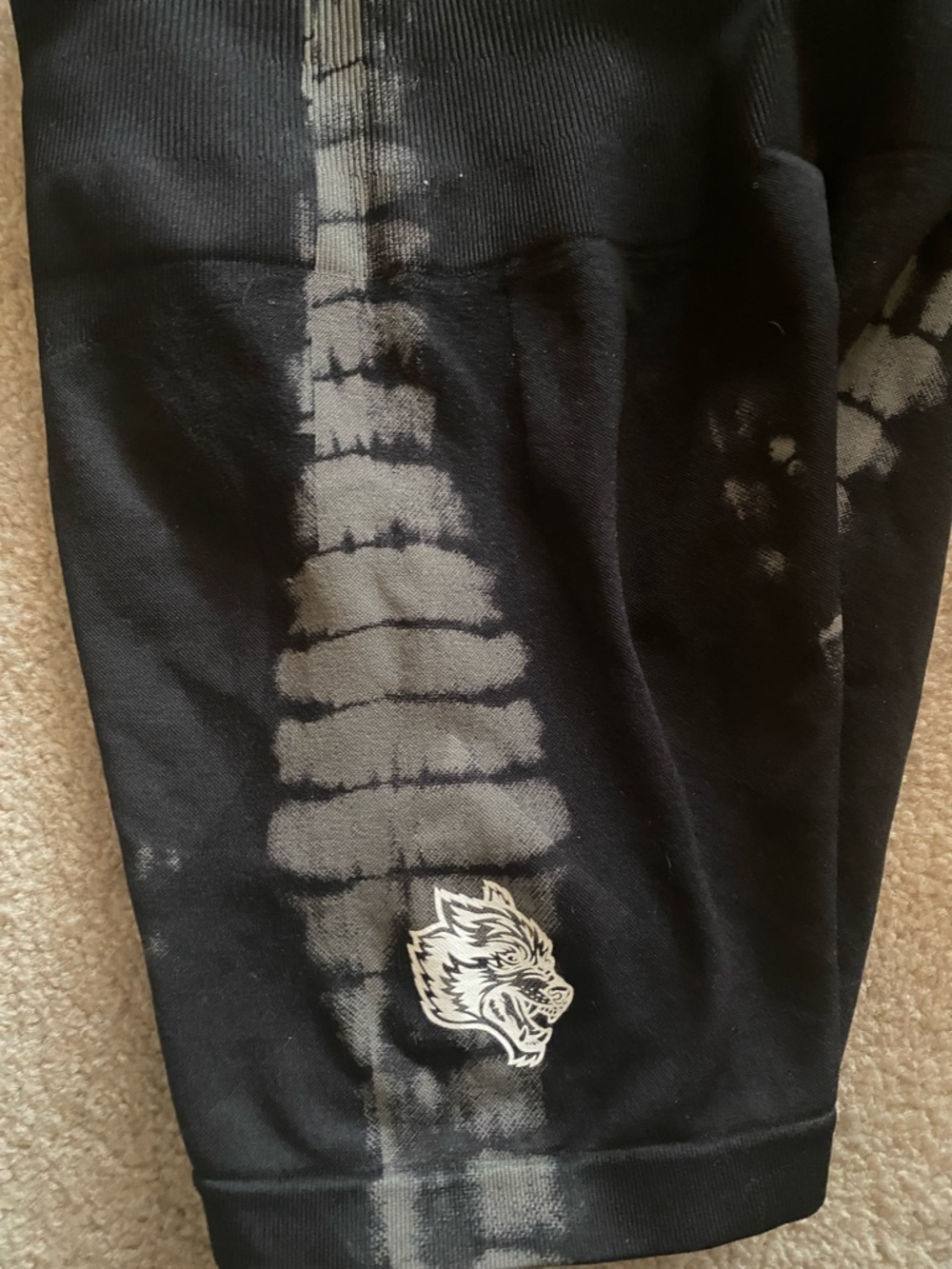 Darc sport size small 2 piece SHE Wolves set - Picture 5 of 8